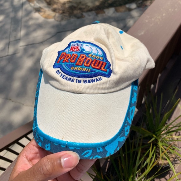 Early Y2K stitched NFL Pro bowl hat! - Picture 1 of 4